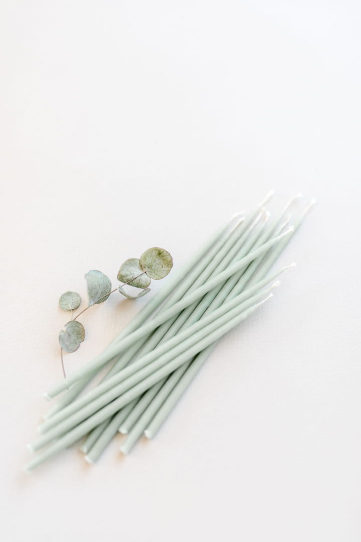 zestaw-pszczelich-swiec-szalwia-naturalne