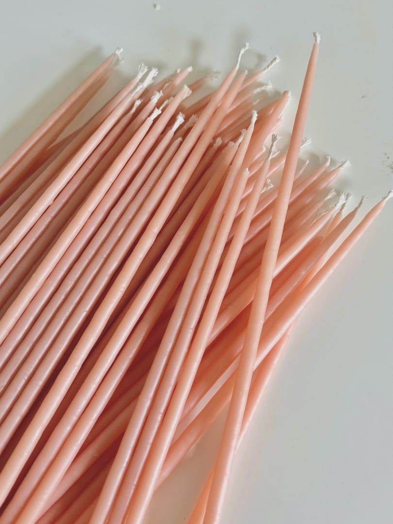 Świece smukłe MAXI SLIM - peach FUZZ SKLEP KALAMU